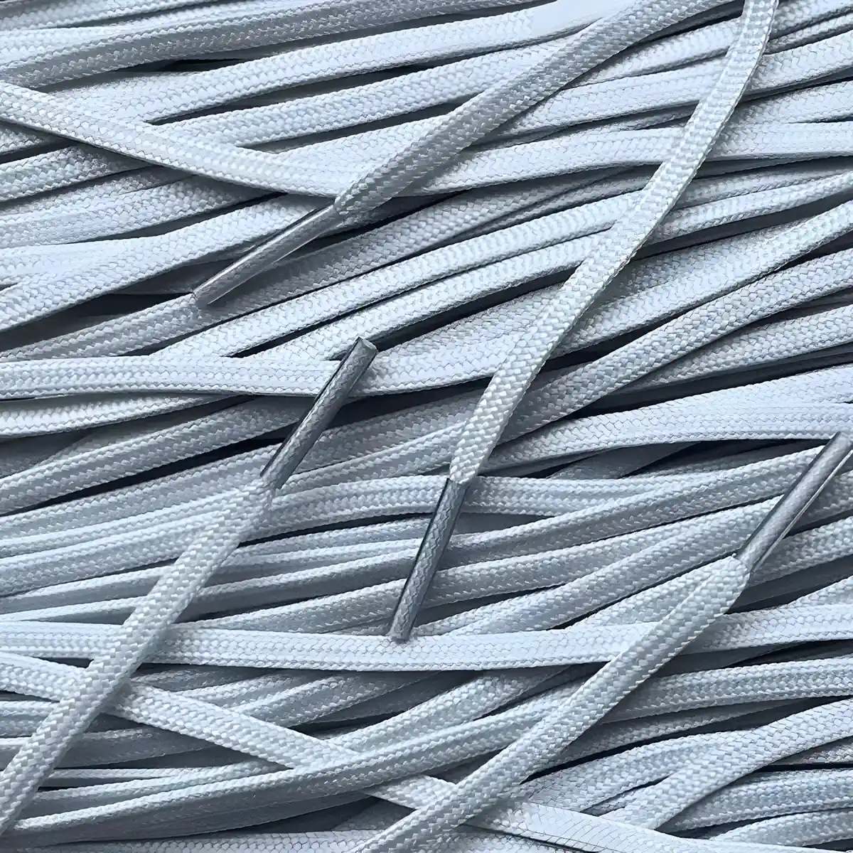 Smalle voetbal veters lichtgrijs football soccer laces light grey